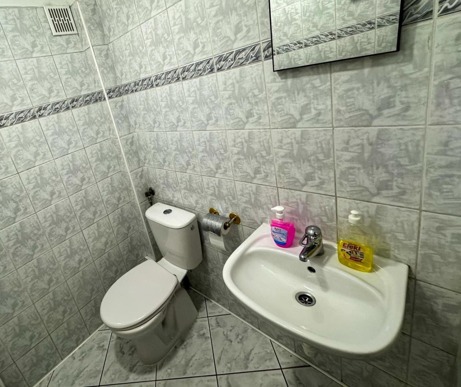 Fantastic Waw - Ns42 Room En Warschau Exterior foto
